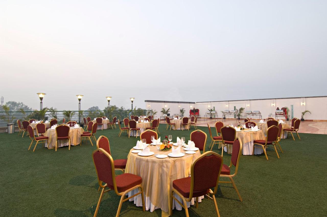 Citrus Residences Pune Pimpri-Chinchwad Eksteriør billede
